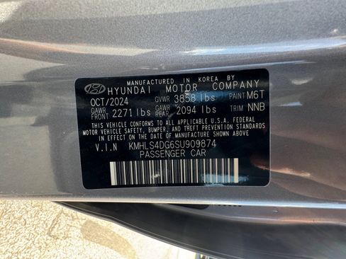 New 2025 Hyundai Elantra SEL image 28