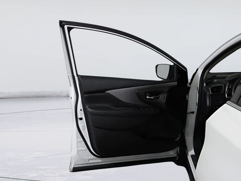 Used 2024 Nissan Murano SL FWD image 33
