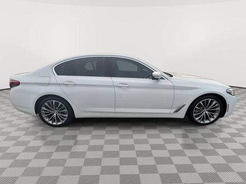 Used 2022 BMW 530i xDrive w/ Convenience Package AWD/4WD image 4