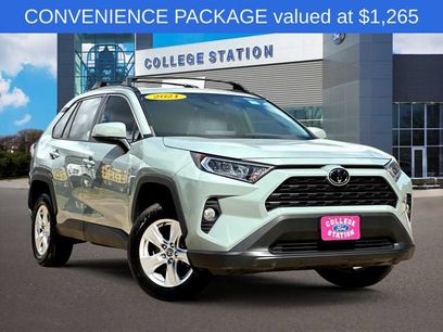 Used 2021 Toyota RAV4 XLE w/ Convenience Package