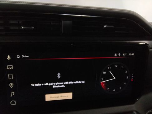 Used 2024 GMC Sierra 2500 AT4X image 26