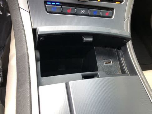 Used 2019 Lincoln MKZ Reserve FWD image 30