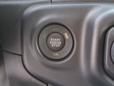 Used 2019 Jeep Wrangler Unlimited Sport S image 22