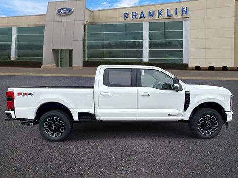 New 2026 Ford F250 Platinum w/ FX4 Off-Road Package AWD/4WD image 8