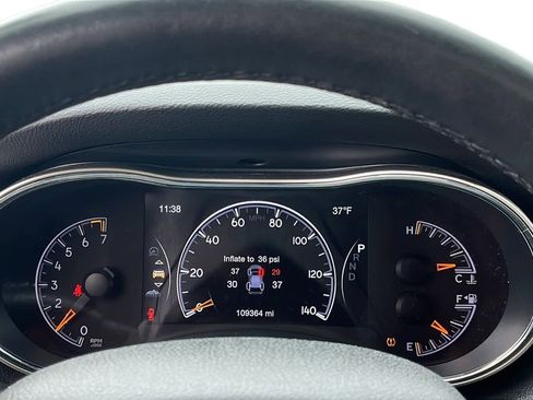 Used 2016 Jeep Grand Cherokee Limited image 15