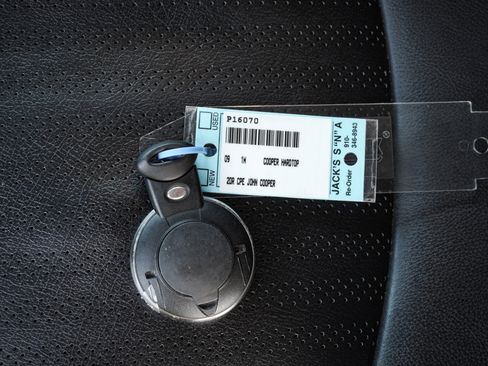 Used 2009 MINI Cooper John Cooper Works FWD image 40