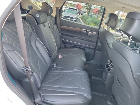 Certified 2026 Genesis GV80 3.5T Prestige AWD/4WD image 23