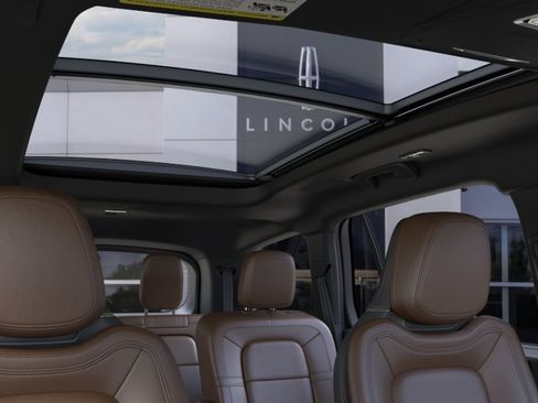 New 2026 Lincoln Aviator Reserve w/ Luxury Package RWD image 22