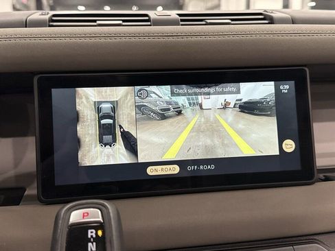 Used 2021 Land Rover Defender 110 SE image 34