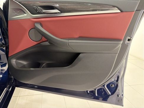 Certified 2023 BMW X4 M40i w/ Premium Package image 18