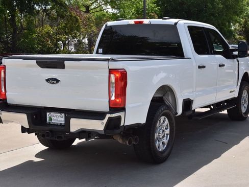 Used 2023 Ford F250 XLT w/ FX4 Off-Road Package AWD/4WD image 8