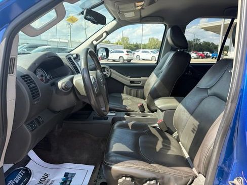 Used 2015 Nissan Xterra PRO-4X w/ Pro-4x Leather Package AWD/4WD image 10