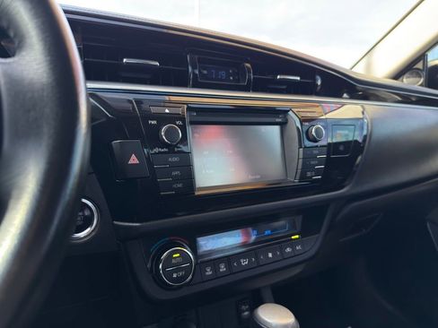 Used 2016 Toyota Corolla S w/ Driver Convenience Package FWD image 21