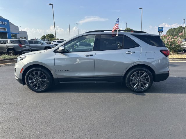 Certified 2023 Chevrolet Equinox RS FWD image 5