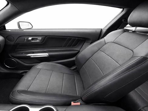 Used 2018 Ford Mustang Premium RWD image 11