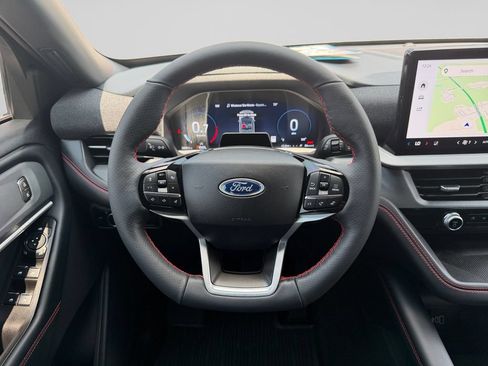 Used 2026 Ford Explorer ST-Line RWD image 11