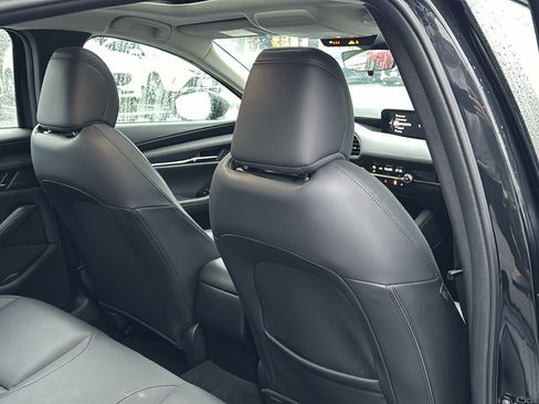 Certified 2023 MAZDA MAZDA3 s image 21