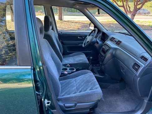 Used 1999 Honda CR-V EX image 37