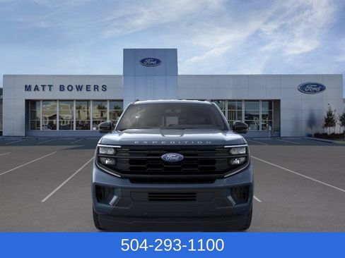 New 2026 Ford Expedition Active RWD image 8