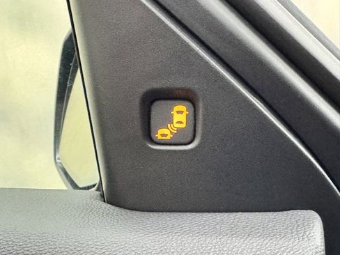 Used 2025 Acura RDX A-Spec image 19