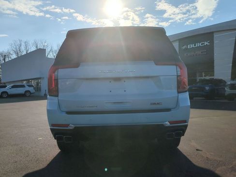 New 2026 GMC Yukon Denali image 6