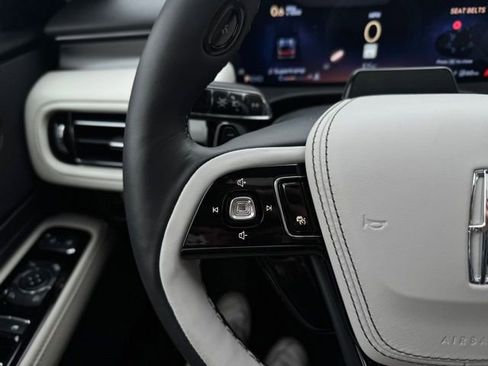 New 2026 Lincoln Aviator Reserve image 29