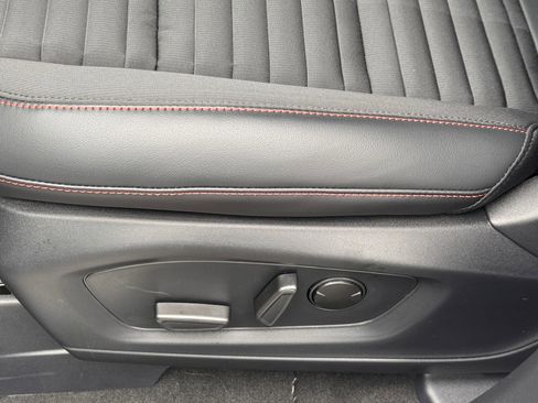 New 2026 Ford Explorer ST-Line w/ ST-Line Street Pack image 13