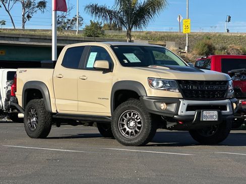 Used 2021 Chevrolet Colorado ZR2 w/ Colorado ZR2 Bison Edition image 8