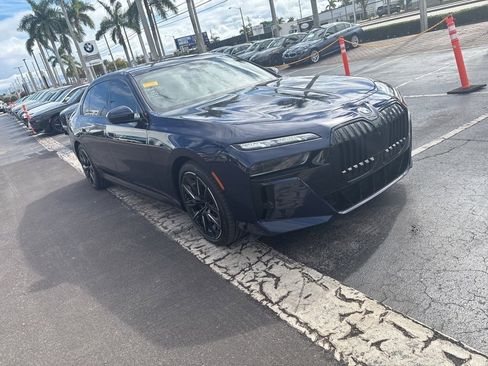 Used 2023 BMW 740i 740i w/ Executive Package image 1