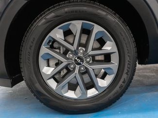 Used 2025 Kia Telluride LX FWD video 2