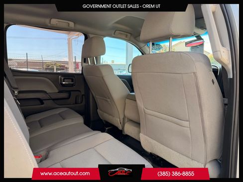 Used 2018 Chevrolet Silverado 1500 W/T w/ Trailering Package AWD/4WD image 5