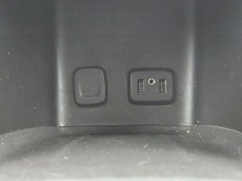 Used 2019 GMC Acadia SLT FWD image 19