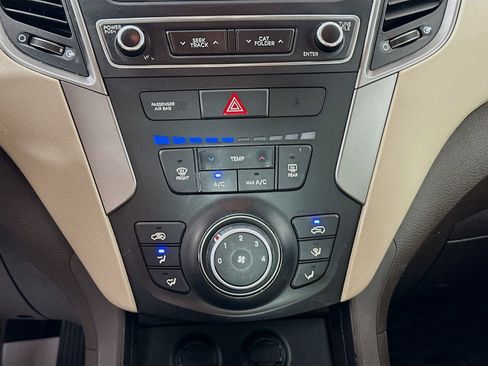 Used 2017 Hyundai Santa Fe Sport FWD image 15