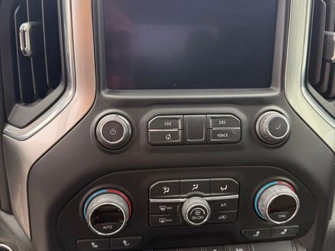 Used 2021 Chevrolet Silverado 1500 RST AWD/4WD image 13