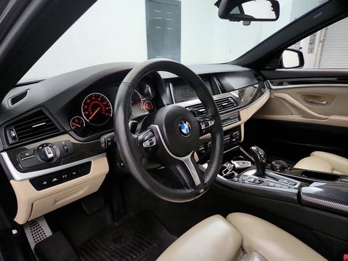 Used 2014 BMW 550i xDrive Sedan AWD/4WD image 13