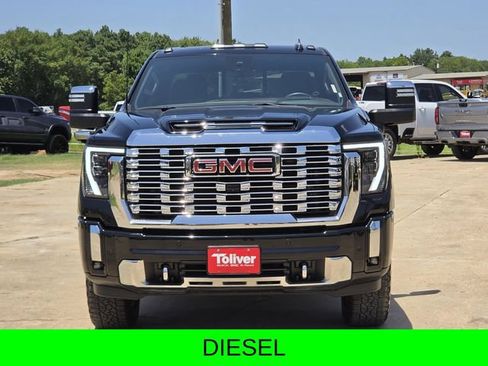 Used 2024 GMC Sierra 2500 Denali w/ Denali Reserve Package AWD/4WD image 3