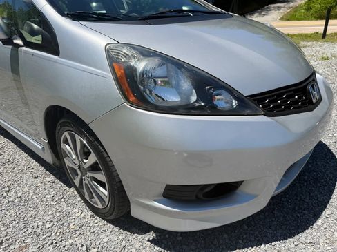 Used 2013 Honda Fit Sport image 11