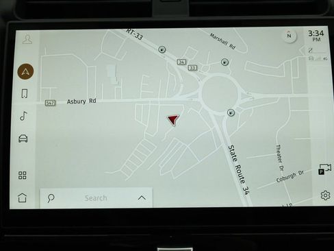 Used 2024 Land Rover Discovery S image 18