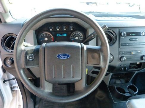 Used 2015 Ford F250 XL image 21