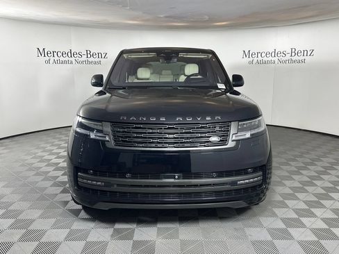 Used 2023 Land Rover Range Rover SE AWD/4WD image 2