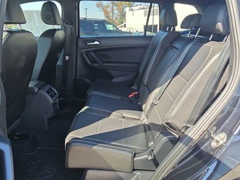 Used 2021 Volkswagen Tiguan SE R-Line FWD image 25
