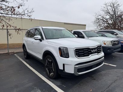 Certified 2023 Kia Telluride S w/ S Sunroof Package