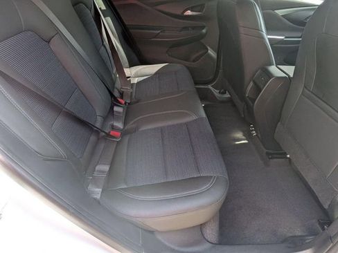 Used 2025 Buick Envista Preferred image 29