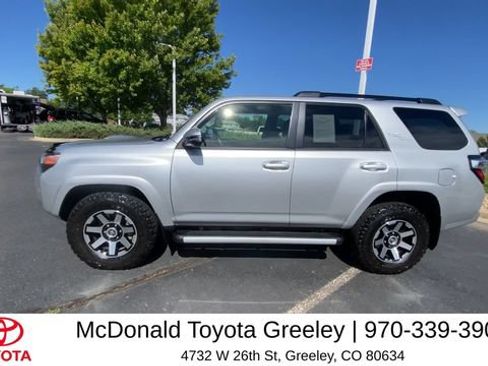 Used 2022 Toyota 4Runner TRD Off-Road Premium AWD/4WD image 5