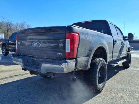 Used 2017 Ford F250 XLT image 6
