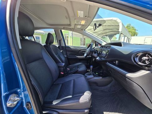 Used 2015 Toyota Prius C Four image 10