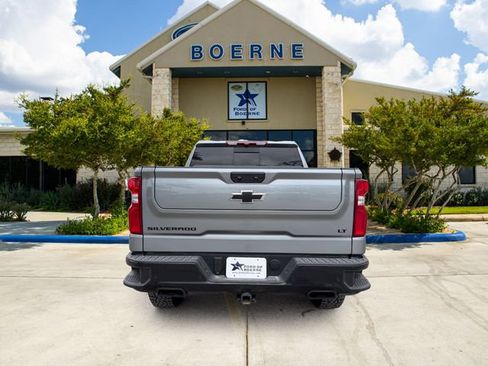 Used 2026 Chevrolet Silverado 1500 LT Trail Boss w/ Safety Package AWD/4WD image 4