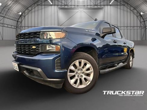 Used 2020 Chevrolet Silverado 1500 Custom w/ Custom Value Package RWD image 9