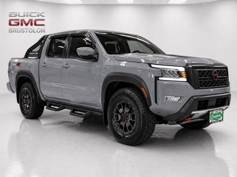 Used 2023 Nissan Frontier PRO-4X w/ Pro-4X Premium Package AWD/4WD image 2