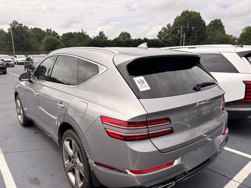 Used 2024 Genesis GV80 2.5T w/ Prestige Package AWD/4WD image 5